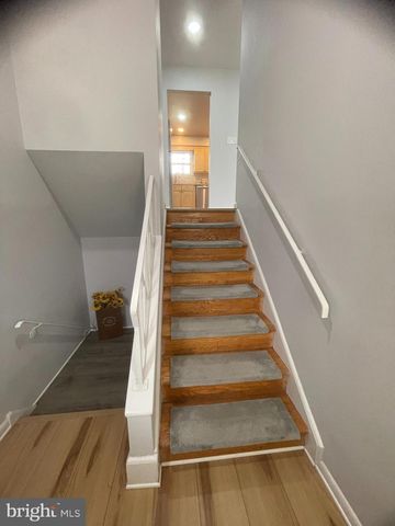 913 N HARRISON ST, Arlington, VA 22205