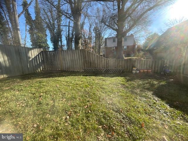 913 N HARRISON ST, Arlington, VA 22205