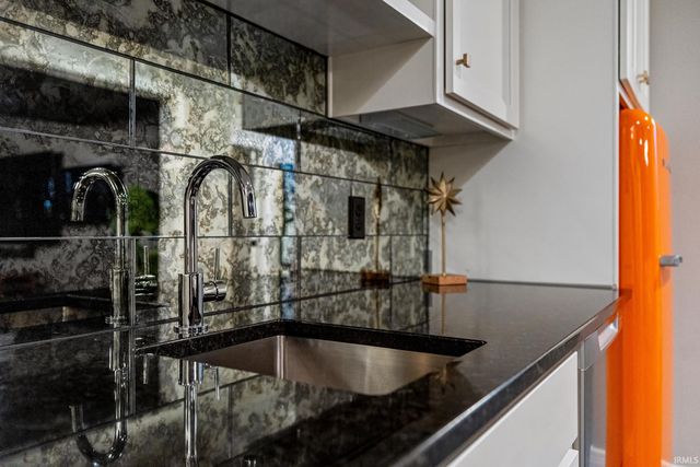 13341 Leesburg Road, Fort Wayne, IN 46818