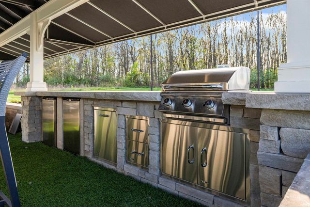 13341 Leesburg Road, Fort Wayne, IN 46818