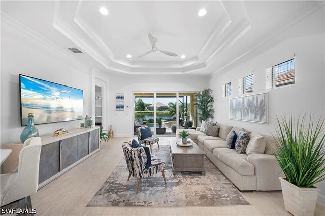 5698 Elbow AVE, Naples, FL 34113