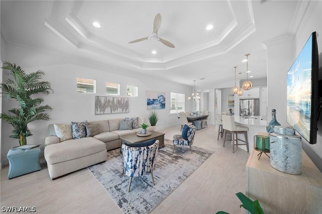 5698 Elbow AVE, Naples, FL 34113