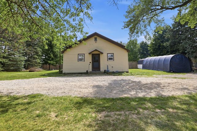 7531 County Farm Road, Greenville, MI 48838