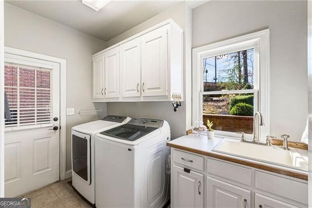 1505 Runnymede Court SW, Lilburn, GA 30047