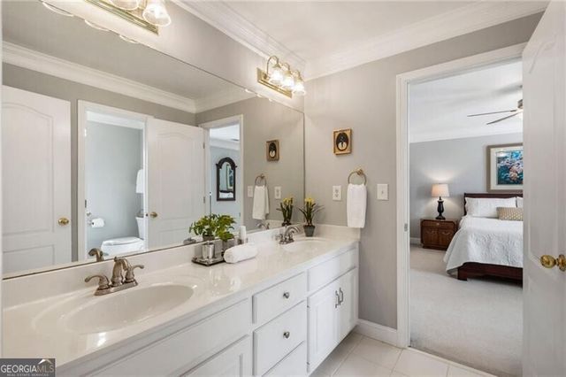 1505 Runnymede Court SW, Lilburn, GA 30047