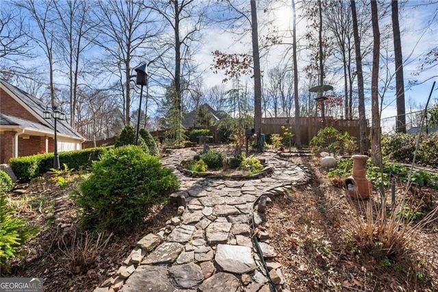 1505 Runnymede Court SW, Lilburn, GA 30047