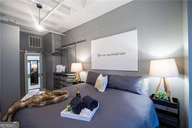 32 Peachtree Street NW 1105, Atlanta, GA 30303