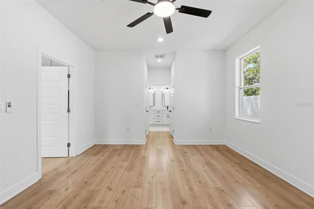 2617 E PALIFOX STREET, Tampa, FL 33610