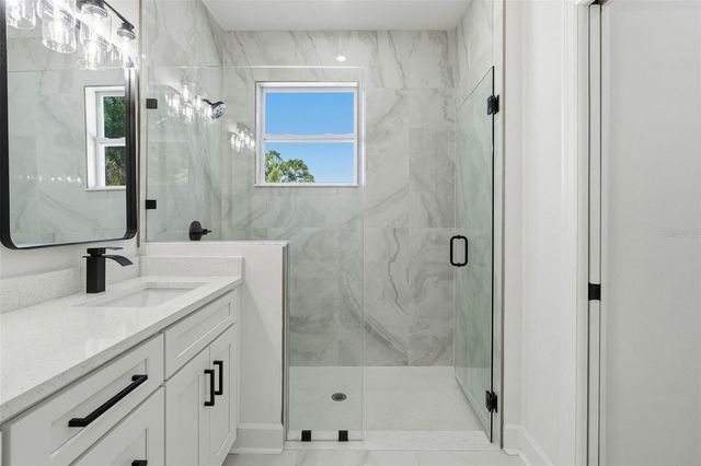 2617 E PALIFOX STREET, Tampa, FL 33610