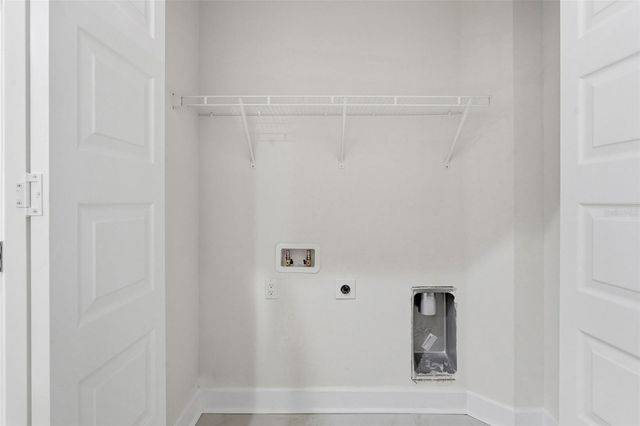 2617 E PALIFOX STREET, Tampa, FL 33610