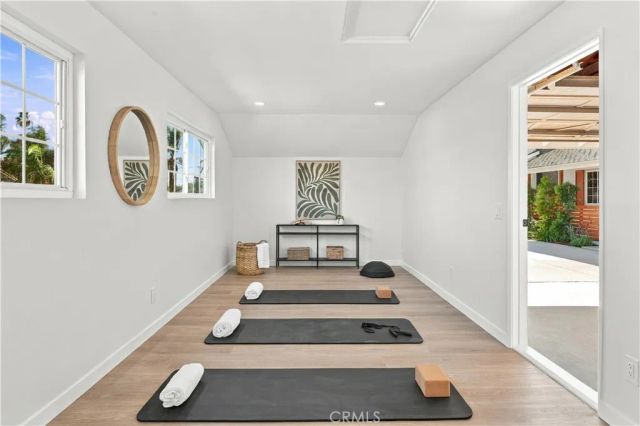 17781 Flintstone Lane, Huntington Beach, CA 92647