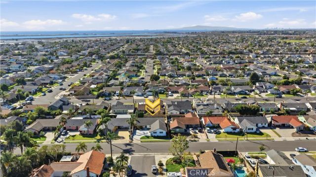 17781 Flintstone Lane, Huntington Beach, CA 92647