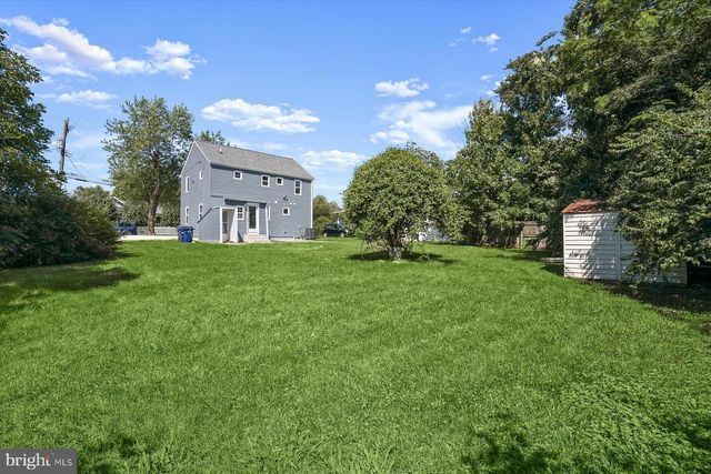 2917 E LEE AVE, Alexandria, VA 22306