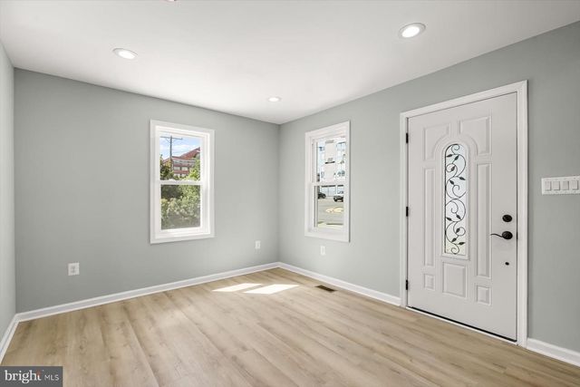 2917 E LEE AVE, Alexandria, VA 22306