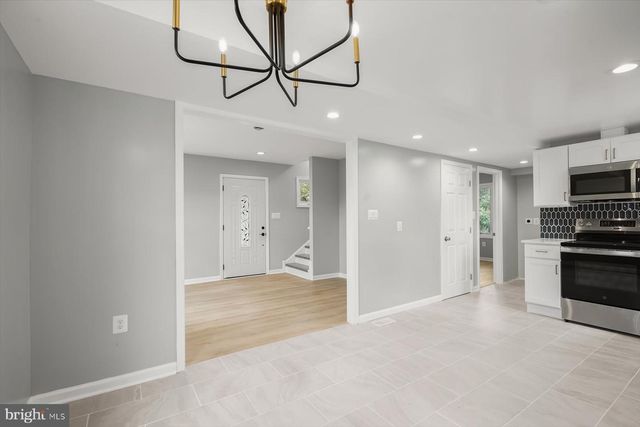 2917 E LEE AVE, Alexandria, VA 22306