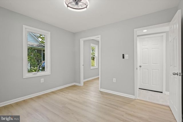 2917 E LEE AVE, Alexandria, VA 22306