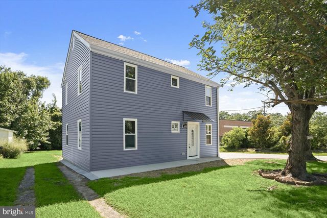 2917 E LEE AVE, Alexandria, VA 22306
