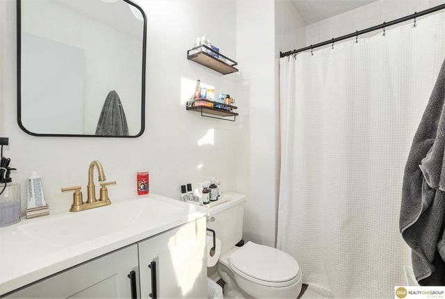 7971 Curtis Avenue, Omaha, NE 68134