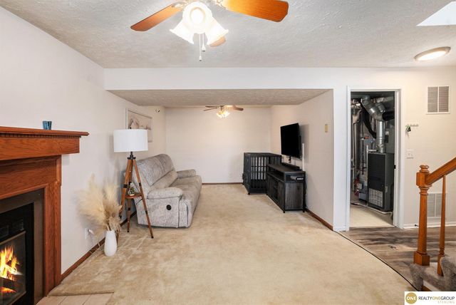 7971 Curtis Avenue, Omaha, NE 68134