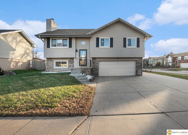 7971 Curtis Avenue, Omaha, NE 68134