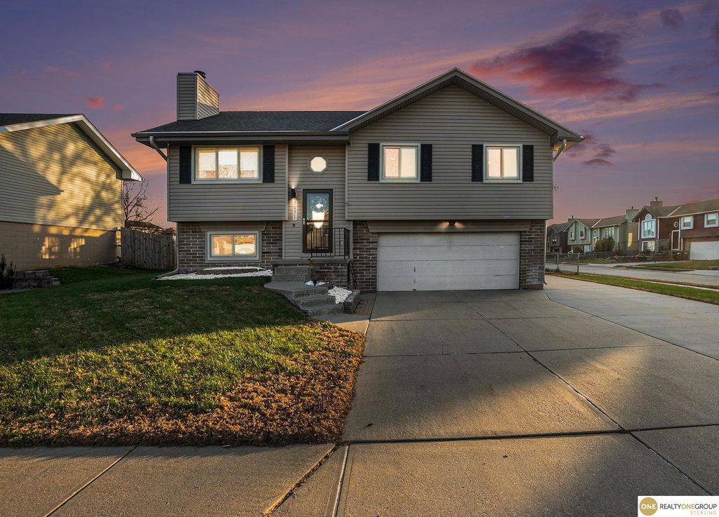 7971 Curtis Avenue, Omaha, NE 68134