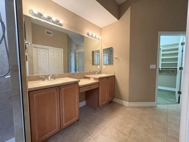 1425 EMERALD DUNES DRIVE 17, Sun City Center, FL 33573