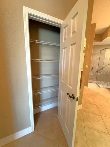 1425 EMERALD DUNES DRIVE 17, Sun City Center, FL 33573