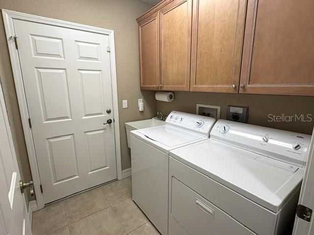 1425 EMERALD DUNES DRIVE 17, Sun City Center, FL 33573