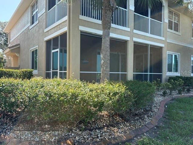 1425 EMERALD DUNES DRIVE 17, Sun City Center, FL 33573