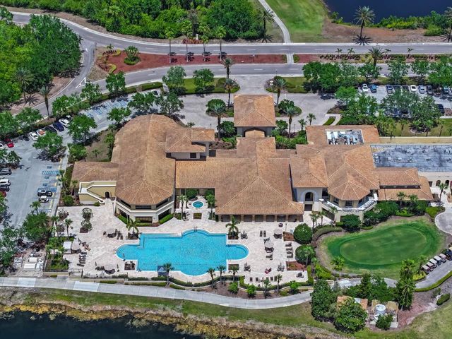 1425 EMERALD DUNES DRIVE 17, Sun City Center, FL 33573