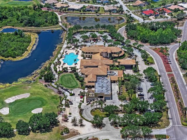 1425 EMERALD DUNES DRIVE 17, Sun City Center, FL 33573