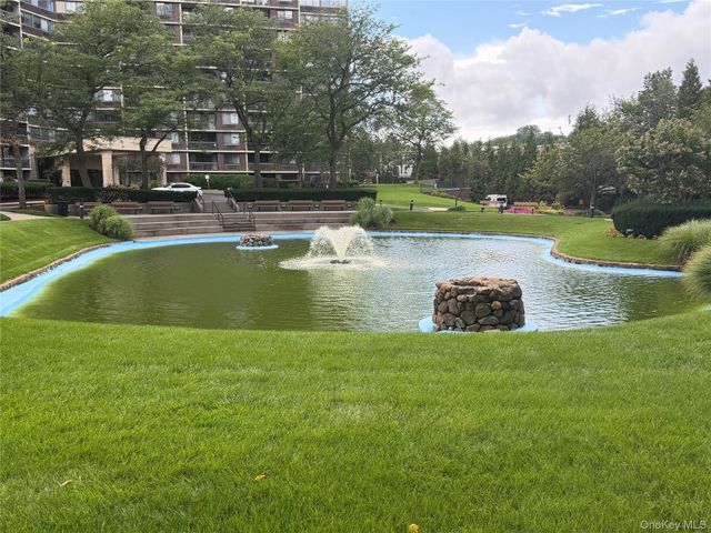 2 BAY CLUB DRIVE 7Y, Bayside, NY 11360