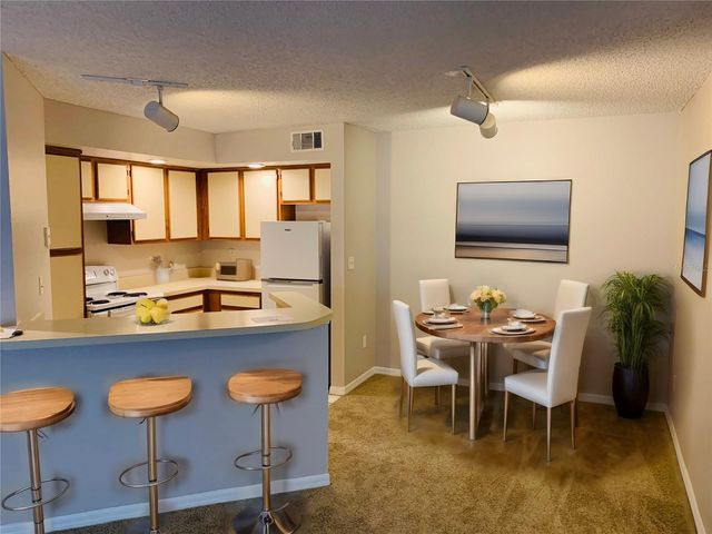 4572 COMMANDER DRIVE 1226, Orlando, FL 32822