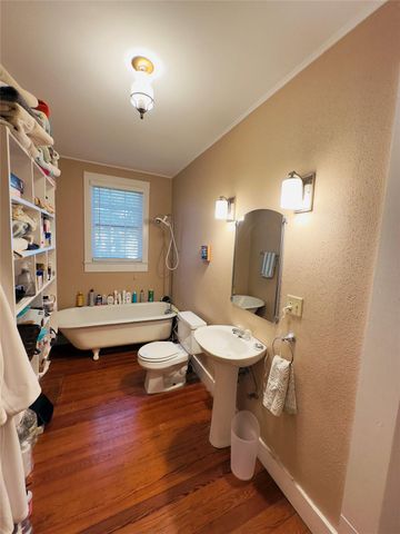 209 W Bagdad Ave, Round Rock, TX 78664