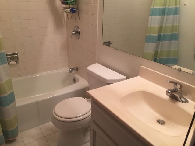 636 Pintail Street, Deerfield, IL 60015