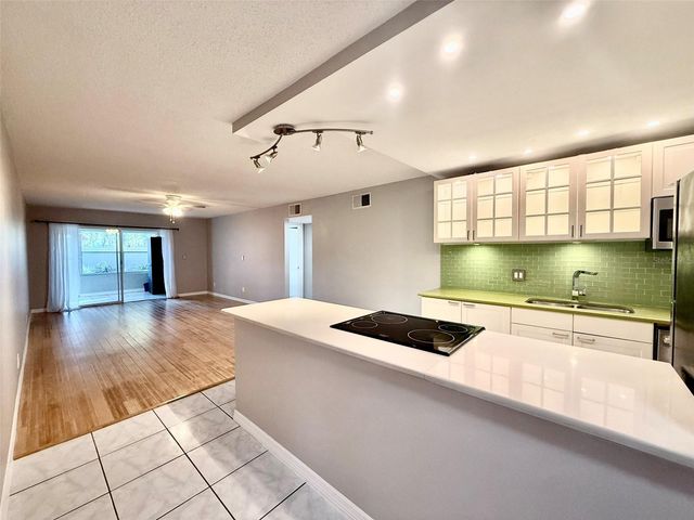 4500 E BAY DRIVE 149, Clearwater, FL 33764