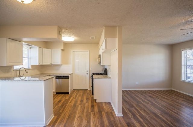 3426 Charlotte Dr, Corpus Christi, TX 78418