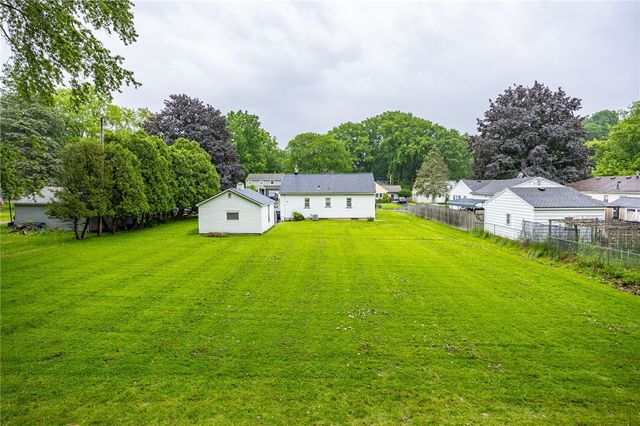 336 Eaton Road, Irondequoit, NY 14617