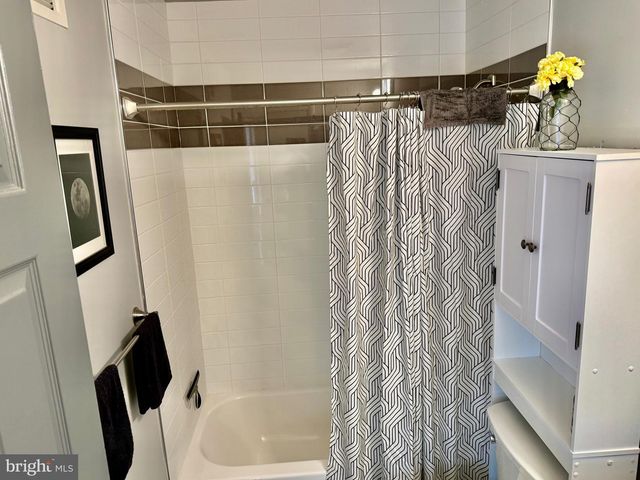 1910 SEVEN OAKS, Crofton, MD 21114