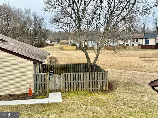 1910 SEVEN OAKS, Crofton, MD 21114