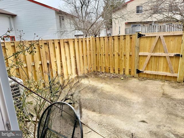 1910 SEVEN OAKS, Crofton, MD 21114