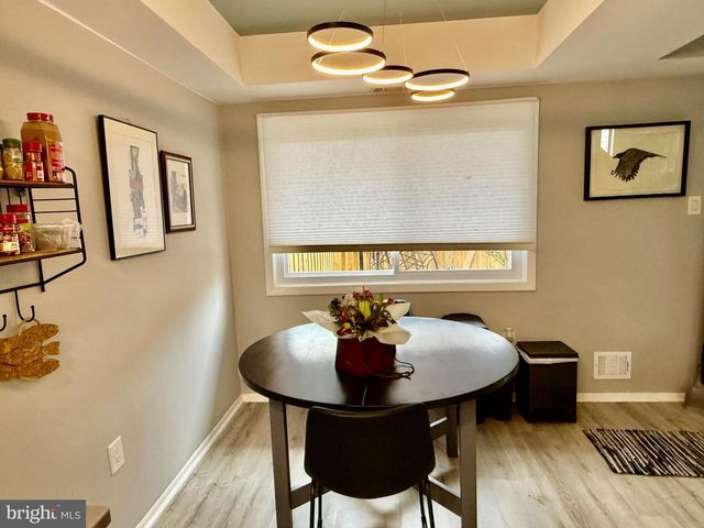 1910 SEVEN OAKS, Crofton, MD 21114