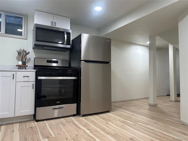 6526 S Elizabeth Way, Centennial, CO 80121