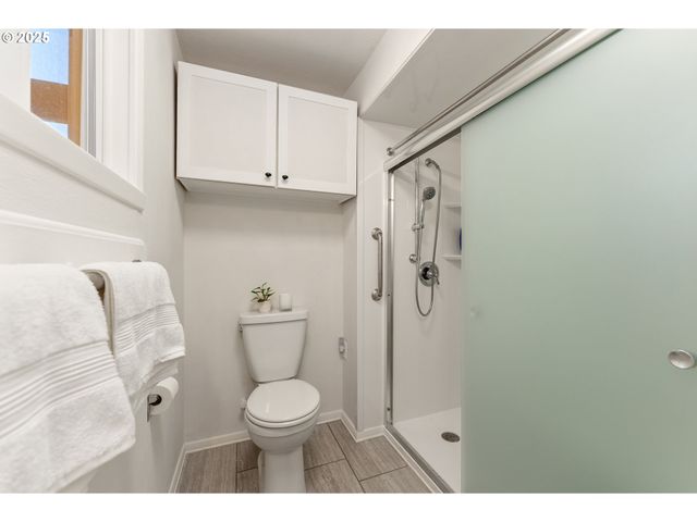 2924 Ne 52ND Ave, Portland, OR 97213