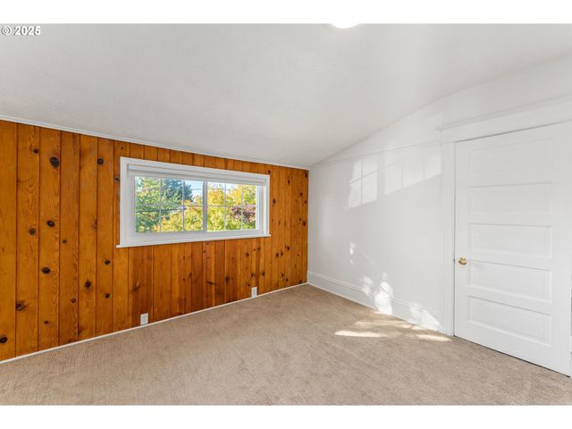 2924 Ne 52ND Ave, Portland, OR 97213