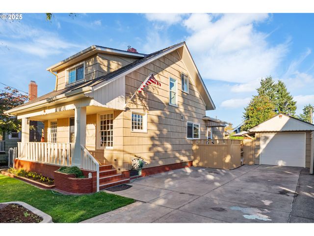 2924 Ne 52ND Ave, Portland, OR 97213