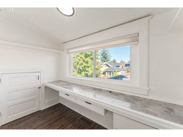 2924 Ne 52ND Ave, Portland, OR 97213