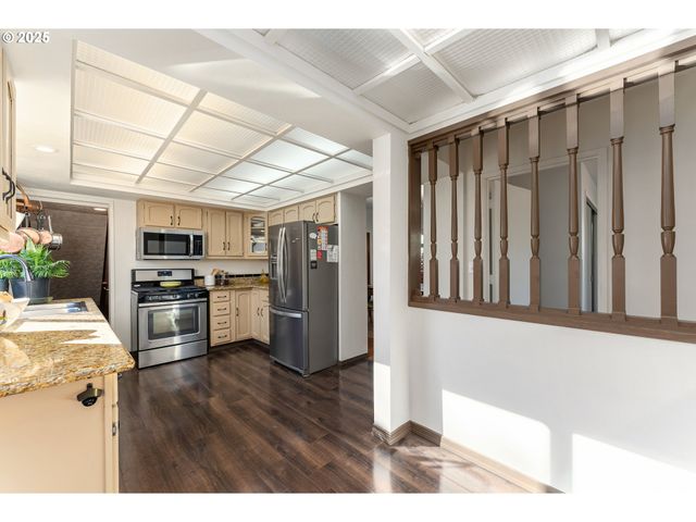 2924 Ne 52ND Ave, Portland, OR 97213