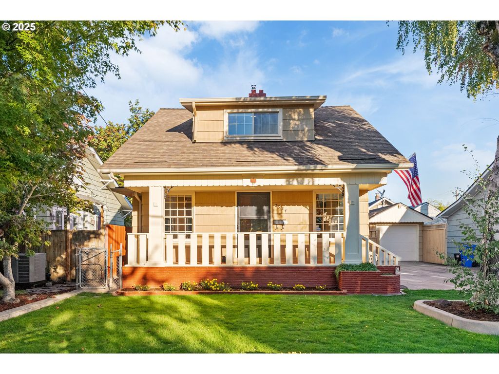 2924 Ne 52ND Ave, Portland, OR 97213