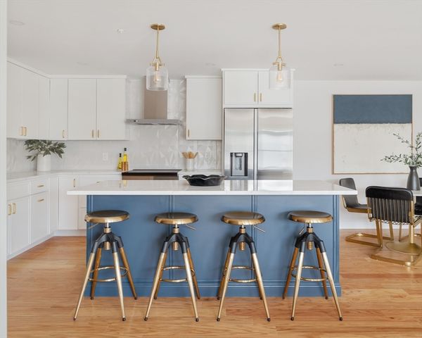 655 Saratoga Street 201, Boston, MA 02128